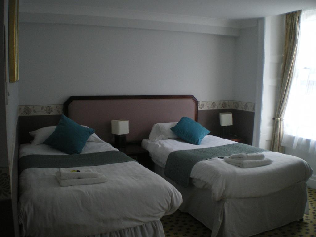 Crown Hotel プスヘリ 部屋 写真