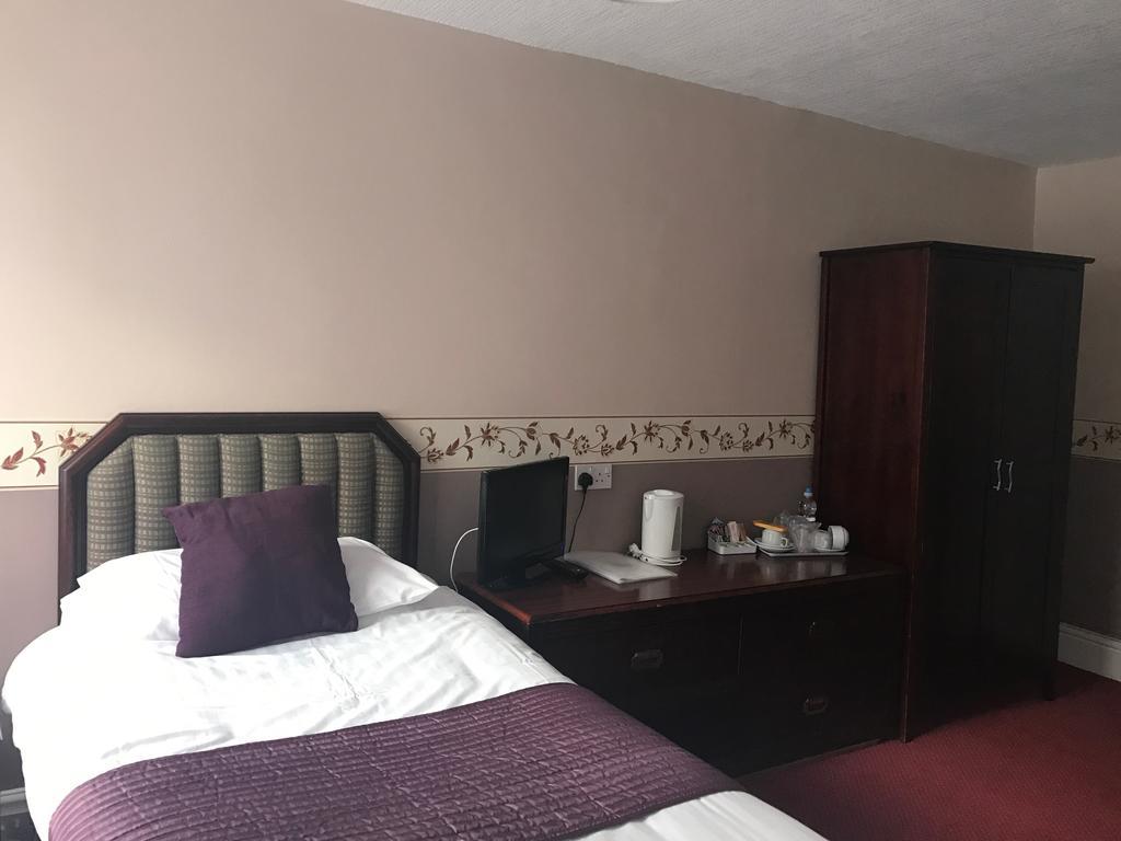 Crown Hotel プスヘリ エクステリア 写真
